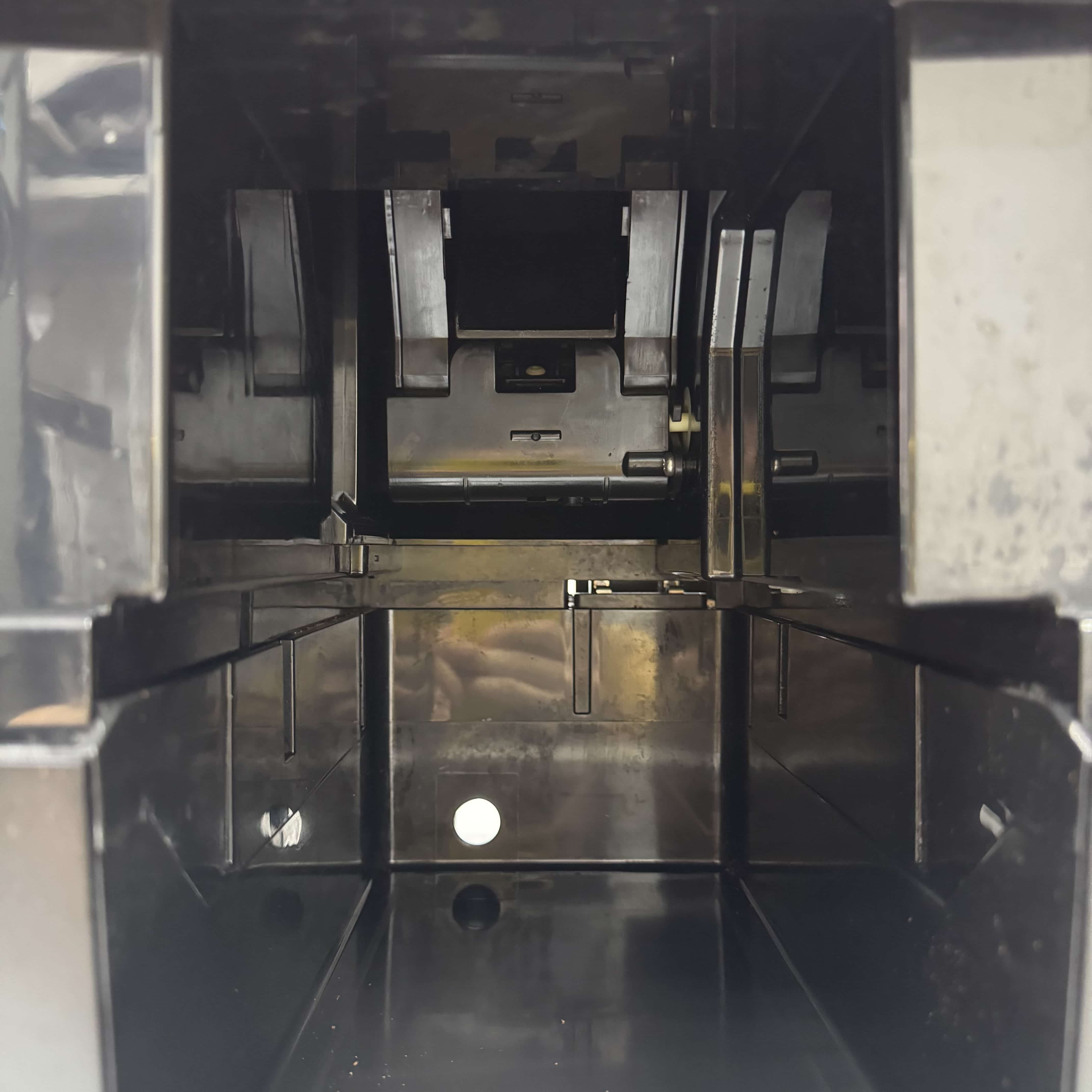 Ремонт и ТО кофемашины Dr.Coffee Proxima F11 Plus: обслуживание заварочного узла и замена уплотнителей | Профессиональный сервис - 3